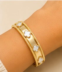 White  Clover Bracelet